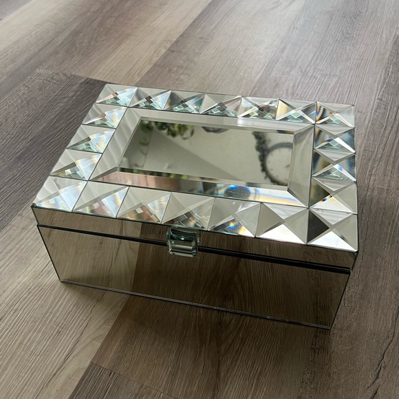 Z Gallerie Accents Z Gallerie Mirror Jewelry Or Trinket Box Poshmark